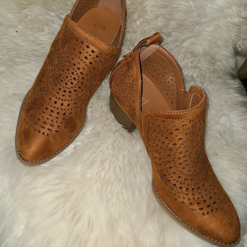 Ricky tan booties - Picture 2 of 6